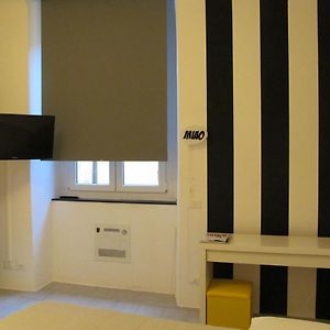 Standard Zimmer mit Kingsize-Bett
